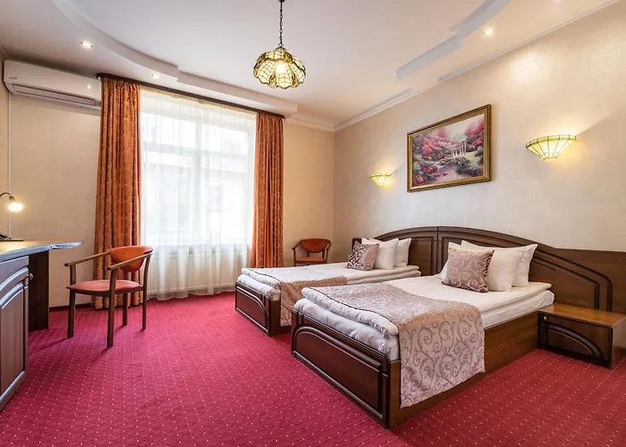 Едем Готель